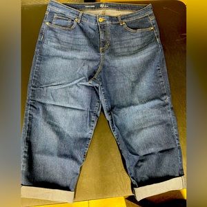 Women’s style and co. Curvy capri, size 16